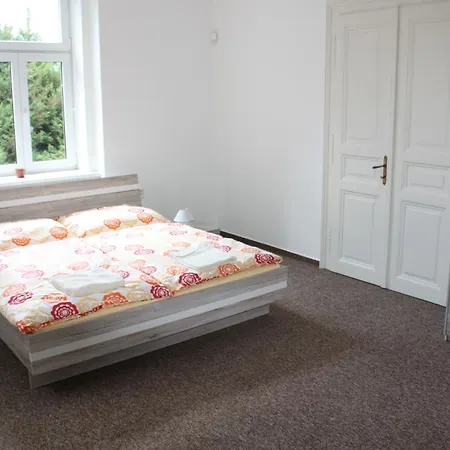 Villa Vila Fontana S Krytym Bazenem *